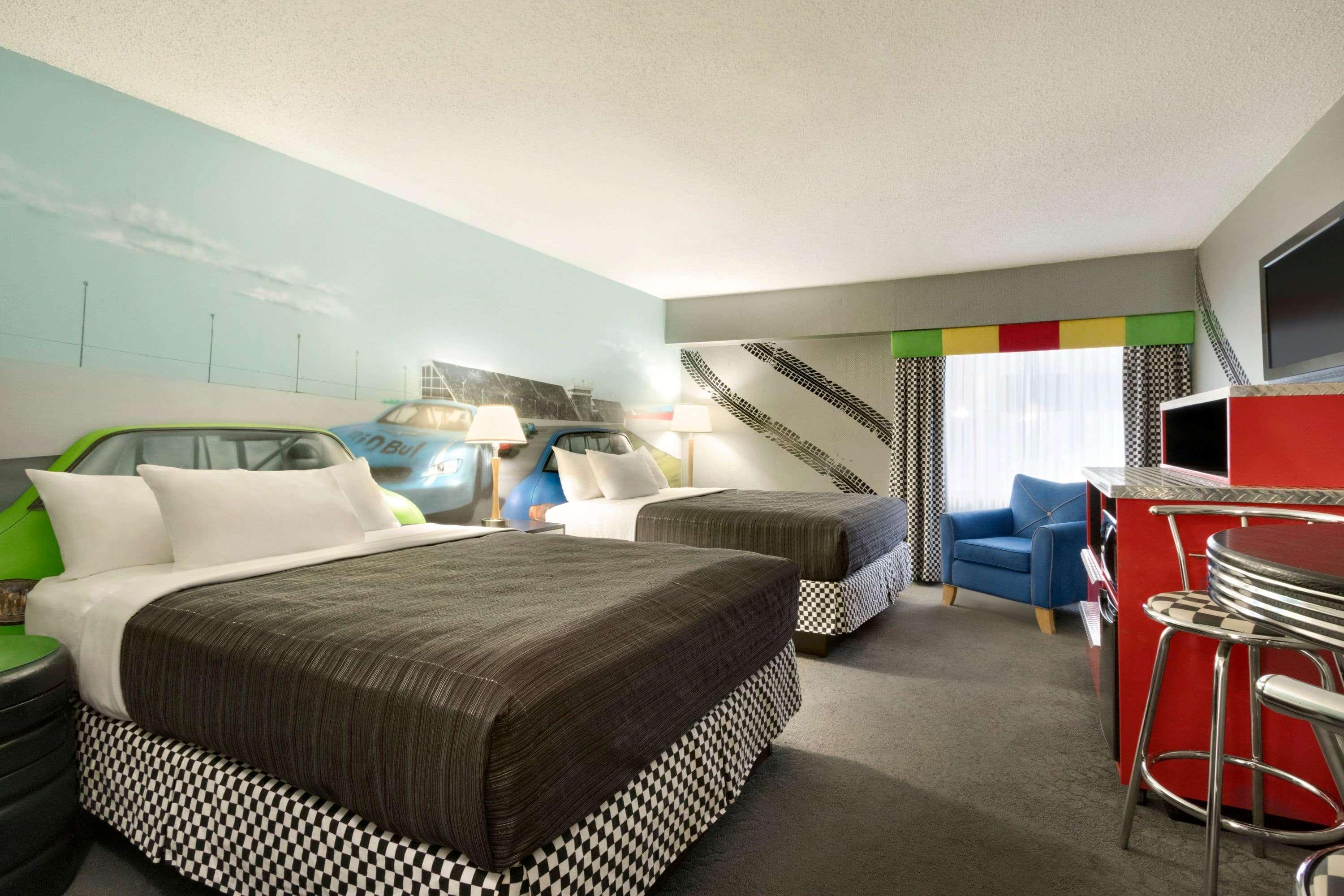 Travelodge Hotel By Wyndham Saskatoon Exterior photo