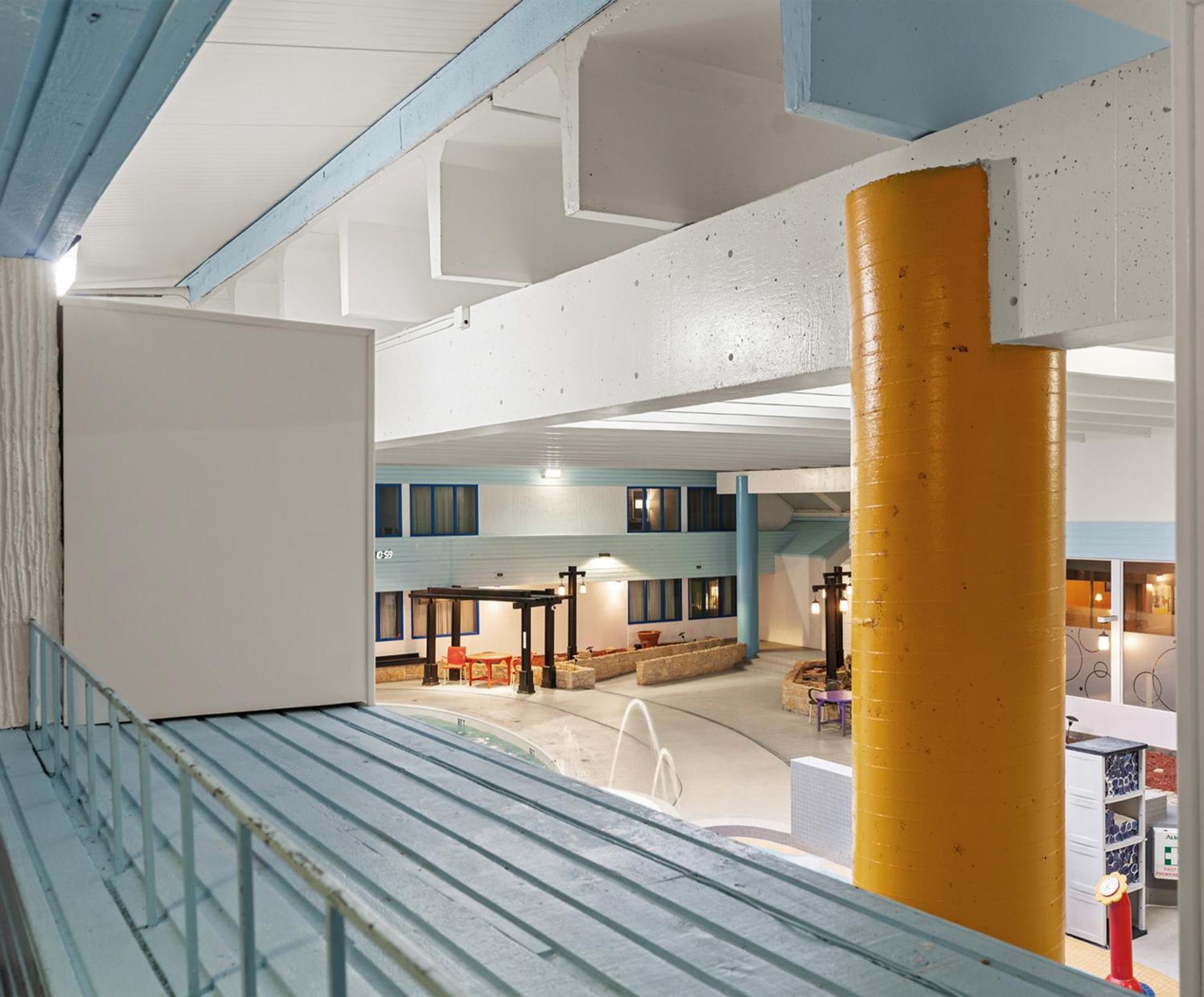 Travelodge Hotel By Wyndham Saskatoon Exterior photo